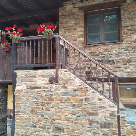 Casa vacanze Vut El Pajariel *