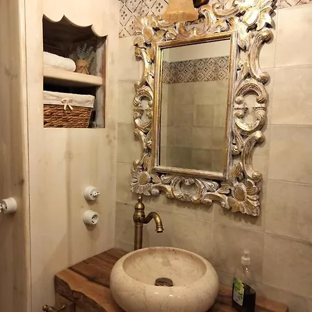 Hotel Vut El Pajariel *