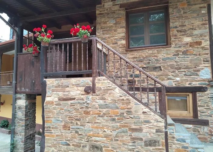 ホテル Vut El Pajariel *