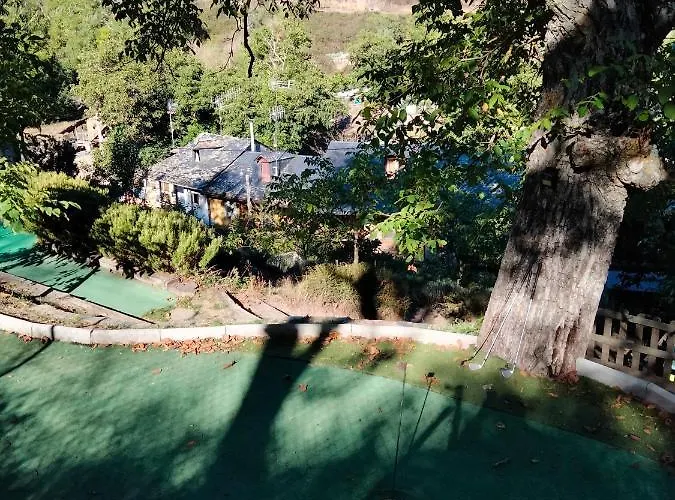 Vut El Pajariel ホテル ポンフェラダ