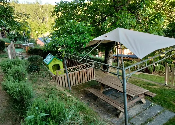 ホテル Vut El Pajariel ポンフェラダ